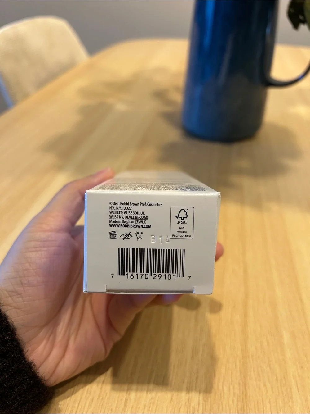 Bobbi Brown Men Lathering Tube Cleanser